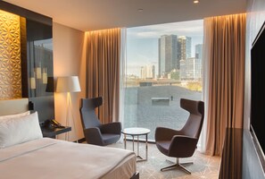 Suite, 1 Tempat Tidur King (Tallinn Bay Suite) | Pemandangan dari kamar