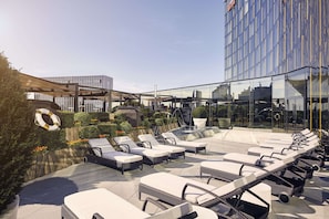 Sauna, Whirlpool, Dampfbad, Körperbehandlungen