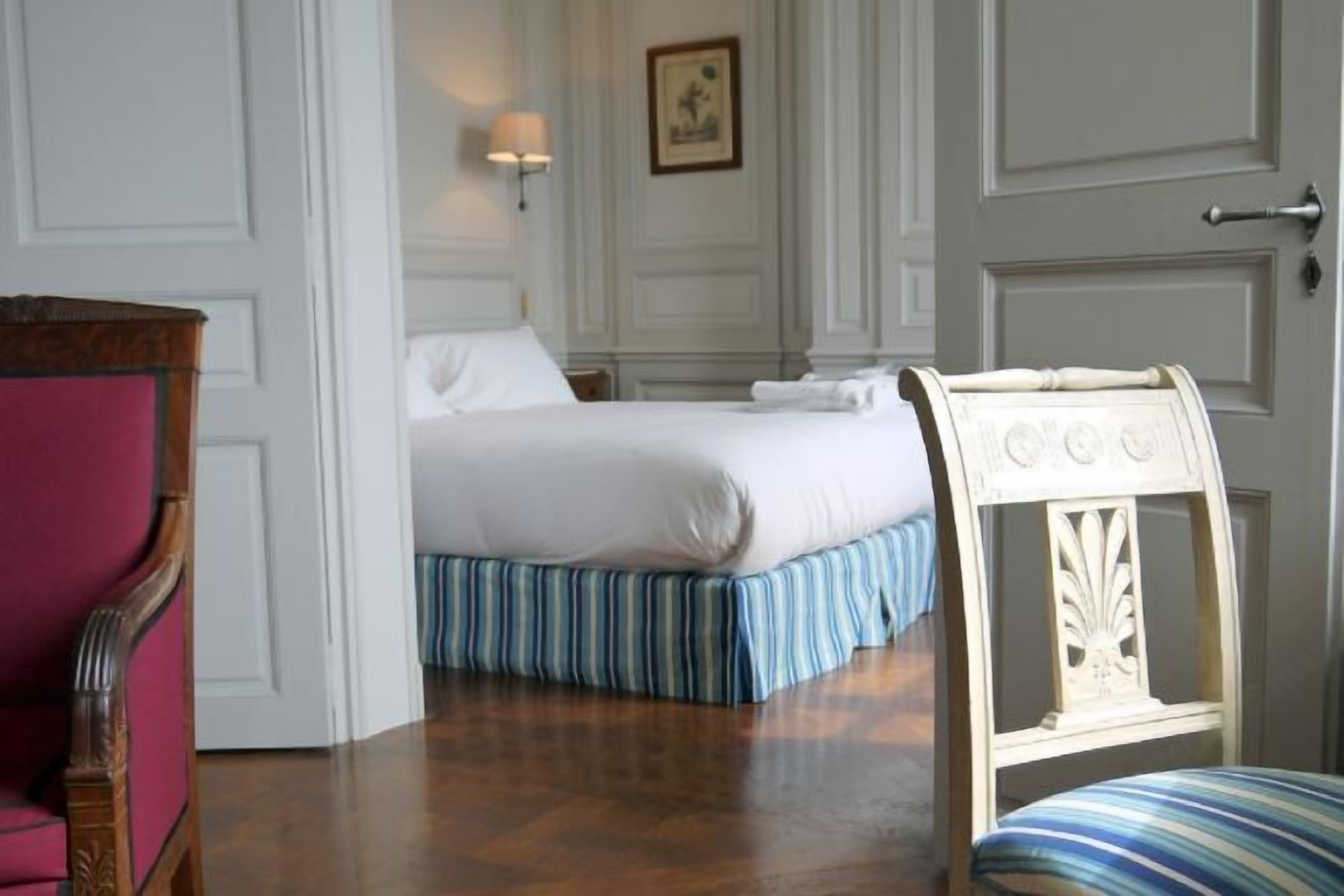 Premium bedding, minibar, in-room safe, blackout drapes