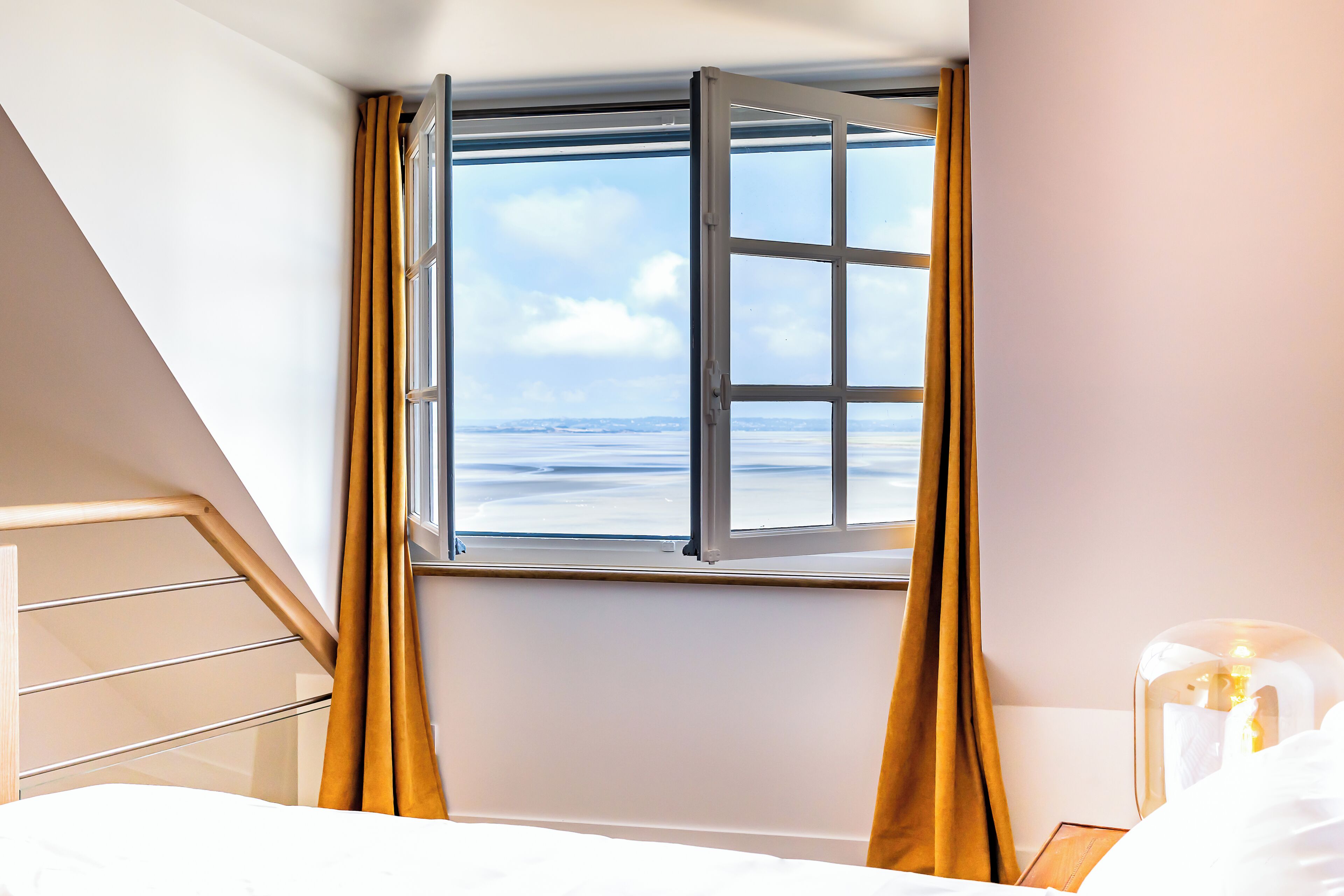 Apartemen Mewah, 1 Tempat Tidur Double dengan tempat tidur Sofa | Pemandangan pantai/laut
