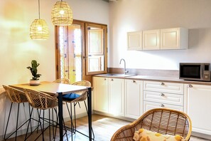 The Artichoke Apartment | Living area