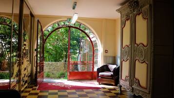 Hall