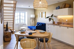 Apartment of the Sword | Living area