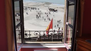 Double Room Bay View Inn | Minibar, desk, blackout drapes, free WiFi