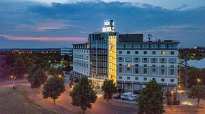 Façade de l’hébergement - soirée/nuit