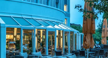 Globana Airport Hotel