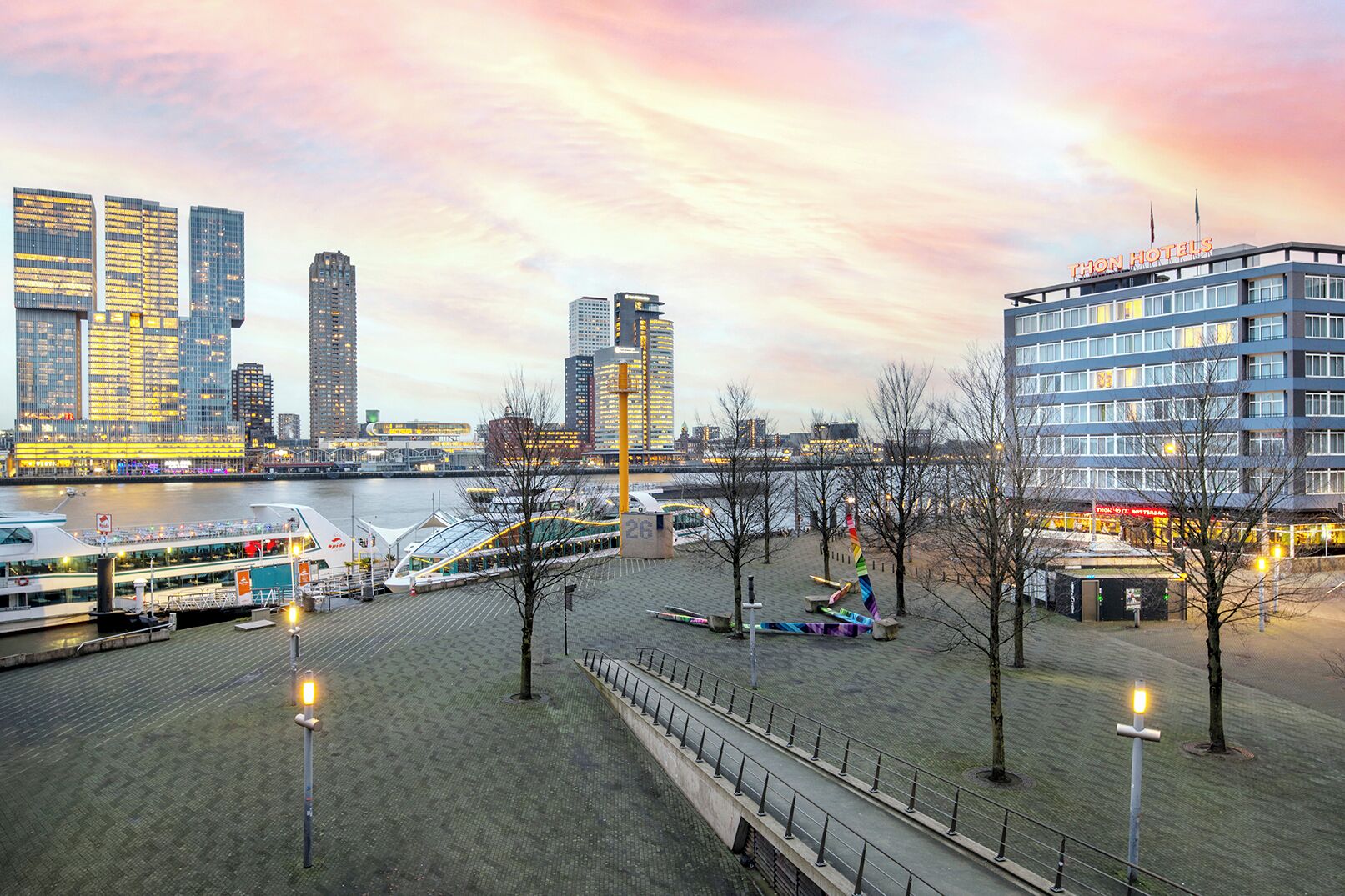 Mặt tiền nơi lưu trú