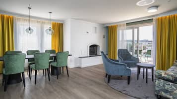 Premium bedding, pillow-top beds, minibar, desk