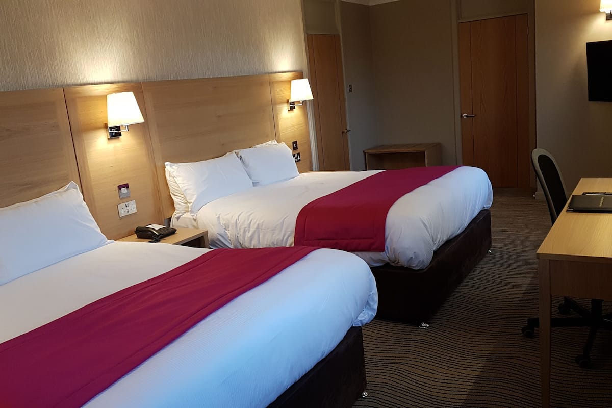 family room, 2 double beds, non smoking (third bed is single bed) | 1 bedroom, premium bedding, in-room safe, desk