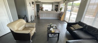 Gun Barrel Executive Inn