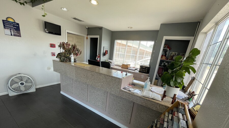 Gun Barrel Executive Inn