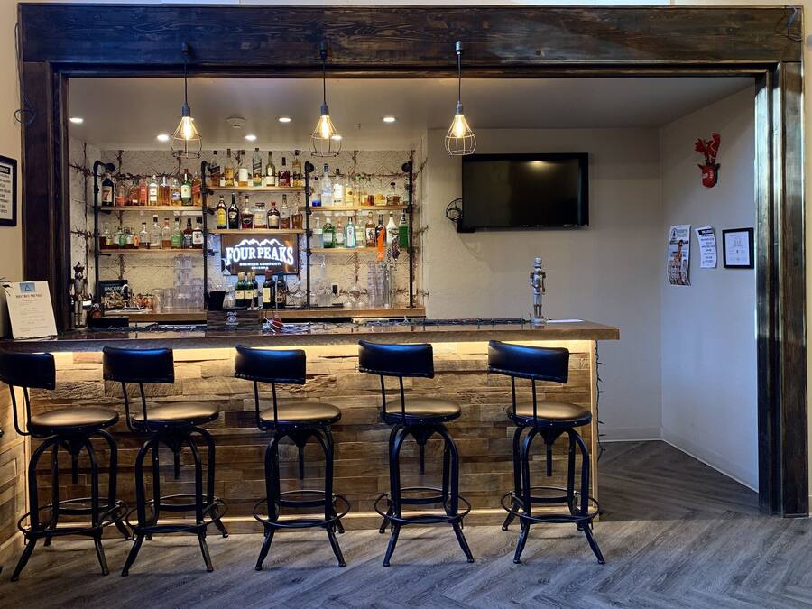 Bar (in der Unterkunft)