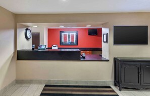 Lobby - Extended Stay America Select Suites - Milwaukee - Wauwatosa (Milwaukee)