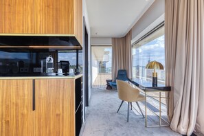 Panoramic Suite | Living area