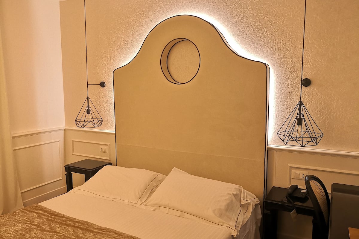 minibar, in-room safe, desk, blackout curtains