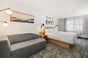 Suite, 1 Katil Raja (King) dengan Katil Sofa, Non Smoking | Peralatan tempat tidur hipoalergenik, tilam berlapik