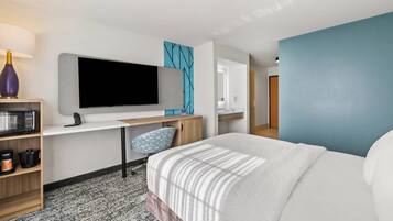 Quarto, 1 cama Queen, notificação para pessoas com deficiência auditiva (Mobility) | Roupas de cama antialérgicas, camas com colchões pillow-top