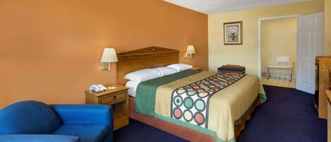 Kamer, toegankelijk voor mindervaliden | Een bureau, verduisterende gordijnen, gratis babybedden