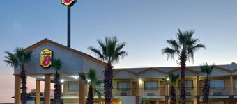 Super 8 by Wyndham Breaux Bridge