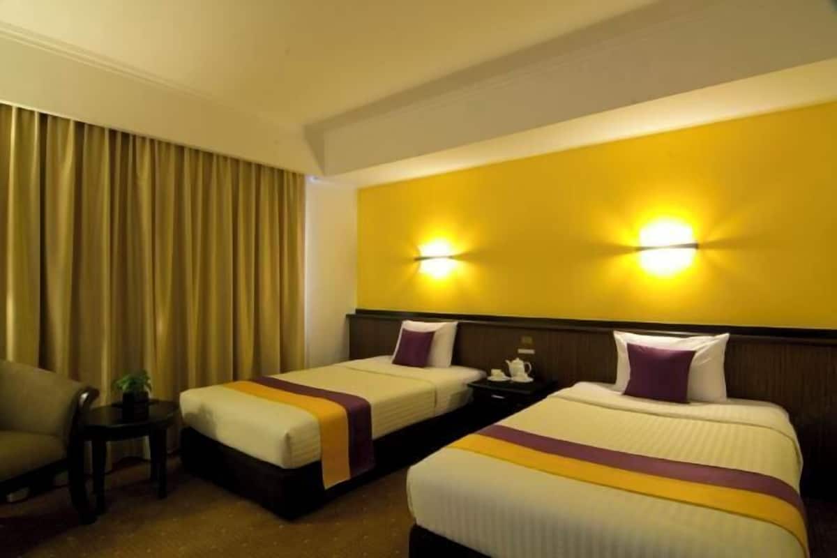 In-room safe, desk, laptop workspace, blackout drapes