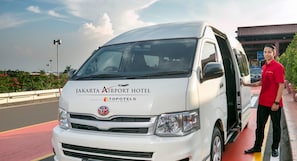 Airport shuttle - Jakarta Airport Hotel (Tangerang)