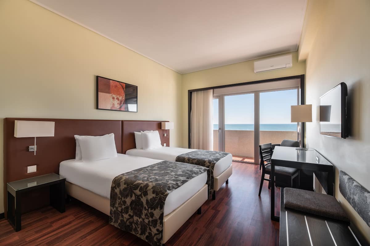 1 bedroom, minibar, in-room safe, desk
