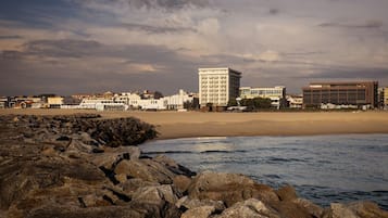 Na praia