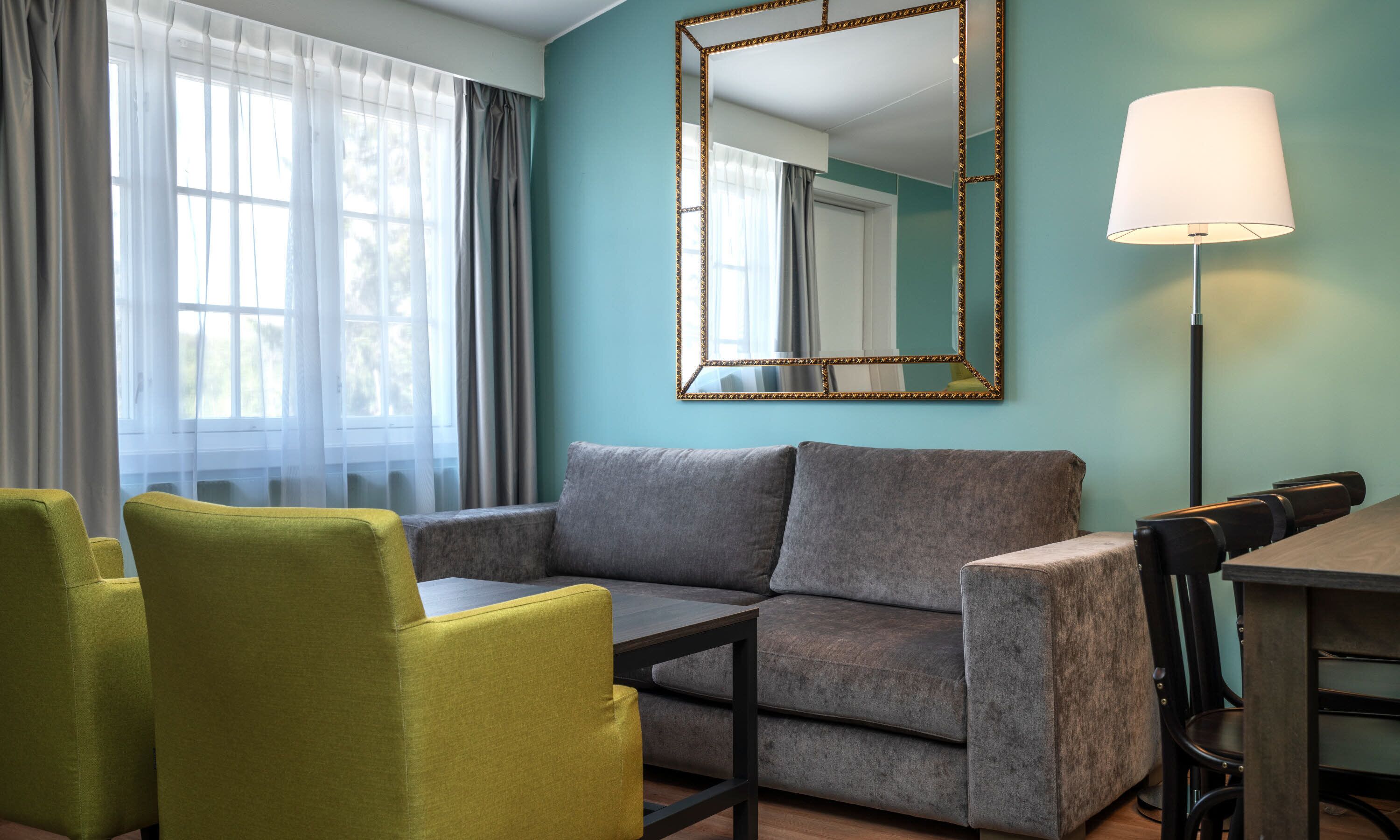 premium bedding, pillow-top beds, desk, blackout curtains