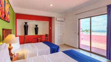 Standard Room (2 Double Beds) | In-room safe, free cribs/infant beds, bed sheets