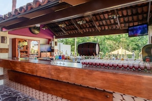 Bar (in der Unterkunft)