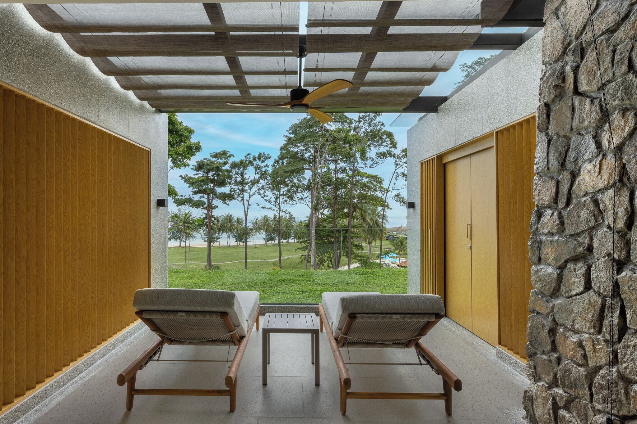 Premium Room, 1 King Bed, Terrace, Ocean View | Beach/ocean view