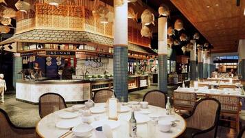 5 ravintolaa, joissa tarjoillaan aamiainen; kansainvälinen keittiö