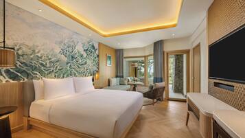 Premium Room, 1 King Bed, Terrace, Garden View | Minibar, in-room safe, desk, blackout curtains