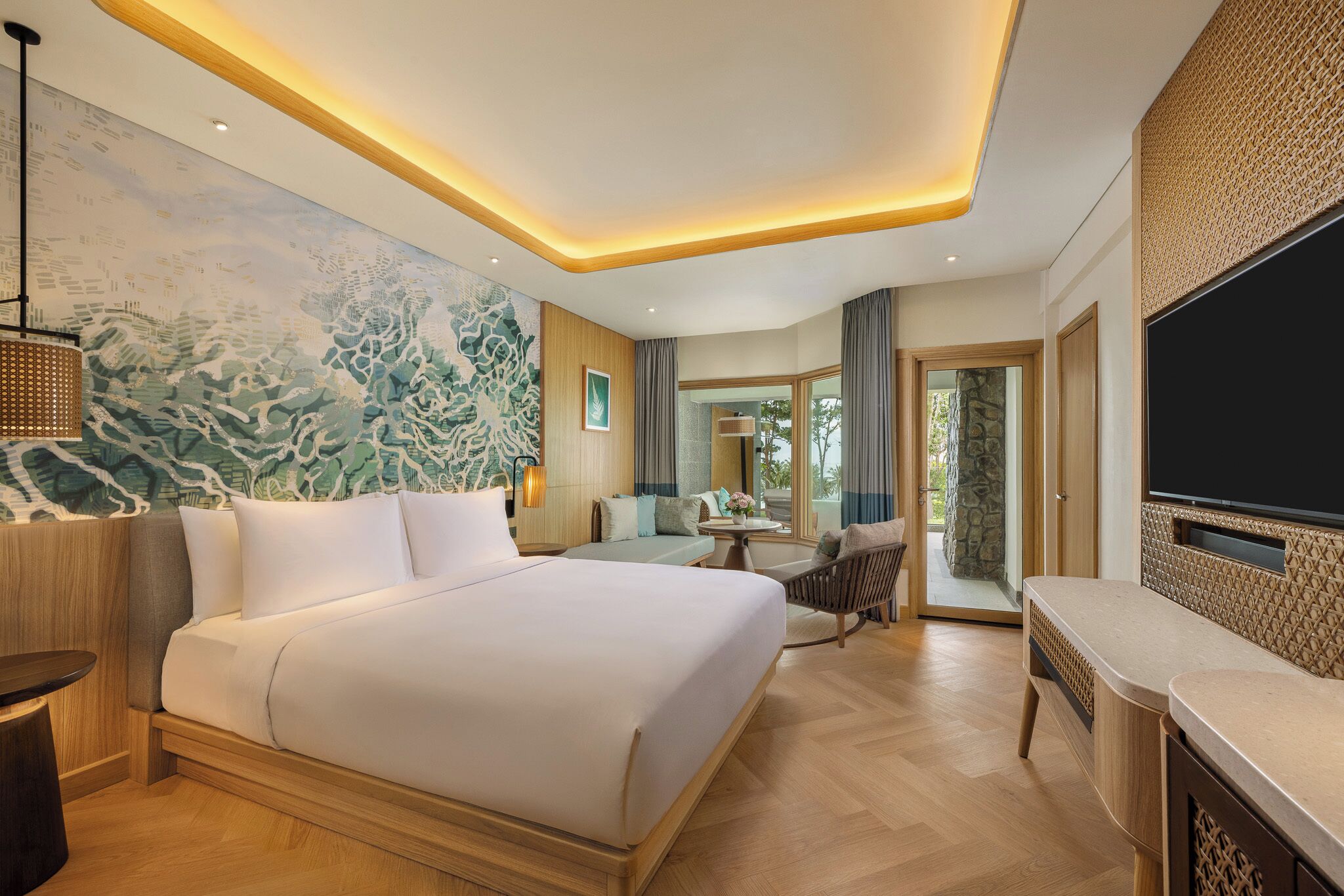 Kamar Premium, 1 Tempat Tidur King, teras, pemandangan samudra | Minibar, brankas, meja kerja, dan tirai kedap cahaya