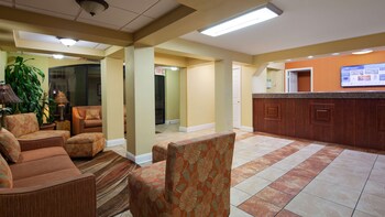 Hotel entrance and lobby at Best Western Ocean Sands Beach Resort