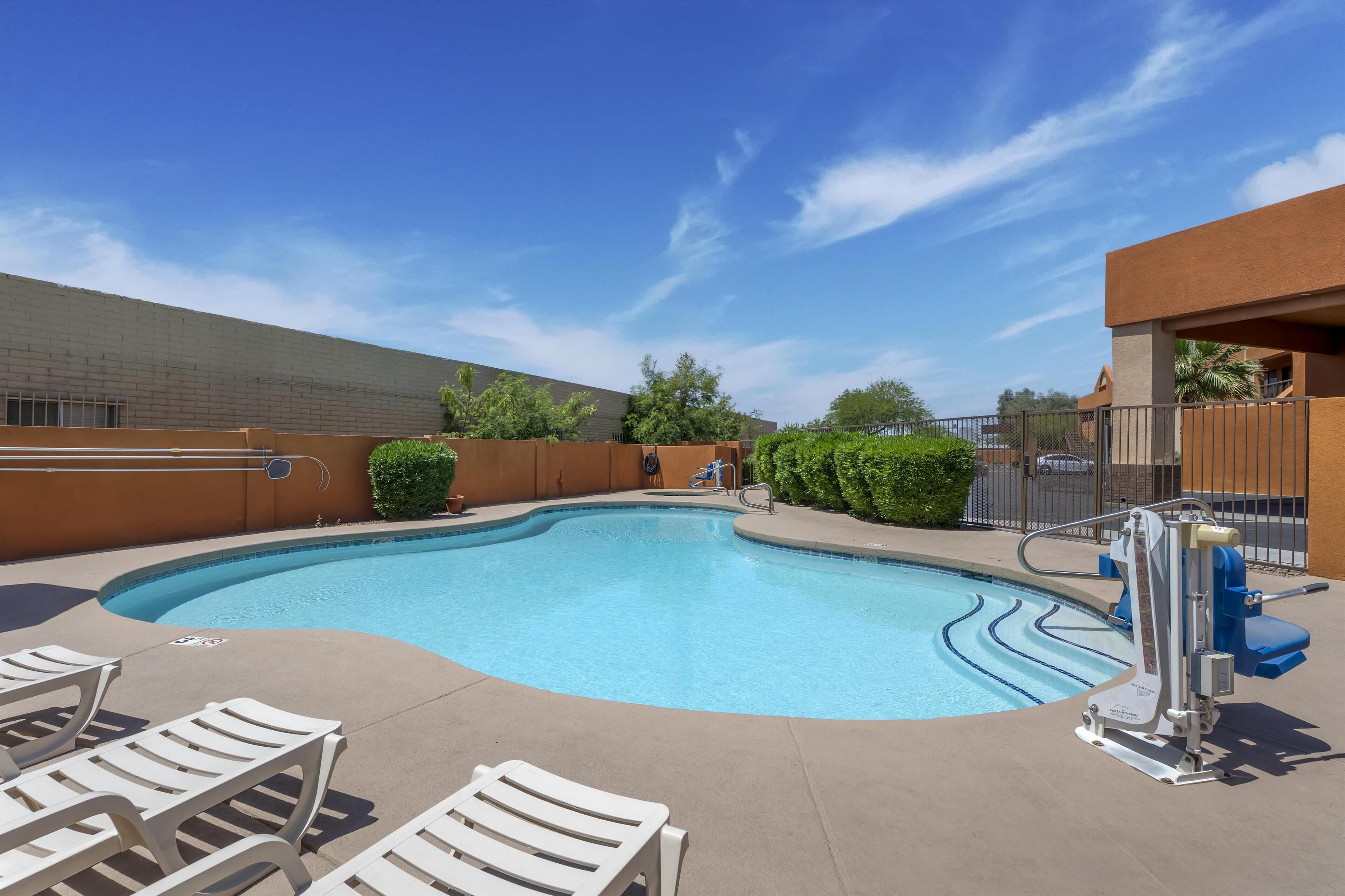 outdoor pool, pool loungers