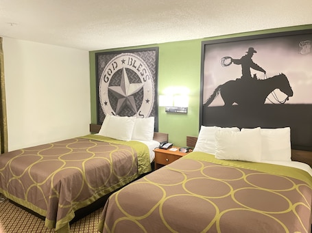 Escritorio, tabla de planchar con plancha y cunas gratuitas