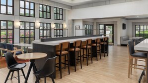 Bao gồm bữa sáng buffet hàng ngày 