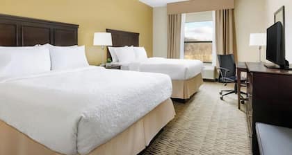 Countryside Inn and Suites