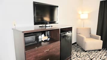 In-room safe, desk, iron/ironing board, free cribs/infant beds