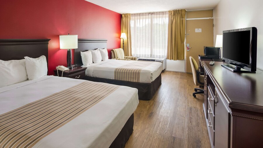 Econo Lodge Marion I-81