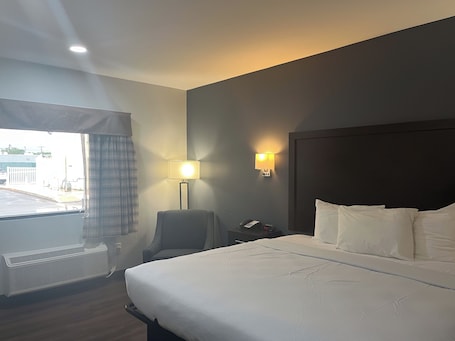 Bàn, bàn ủi/dụng cụ ủi quần áo, truy cập Internet không dây miễn phí