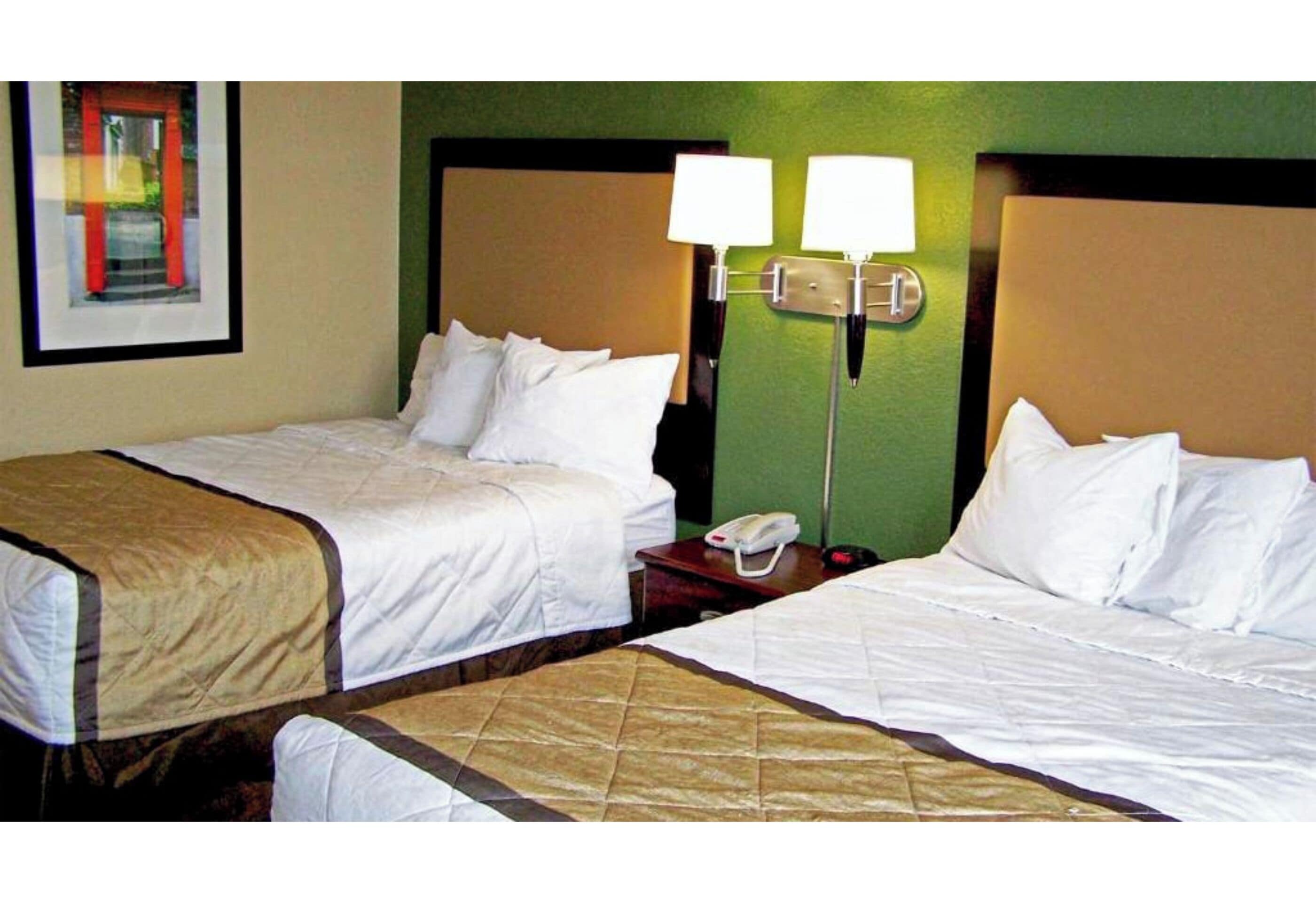 Desk, iron/ironing board, free WiFi, bed sheets