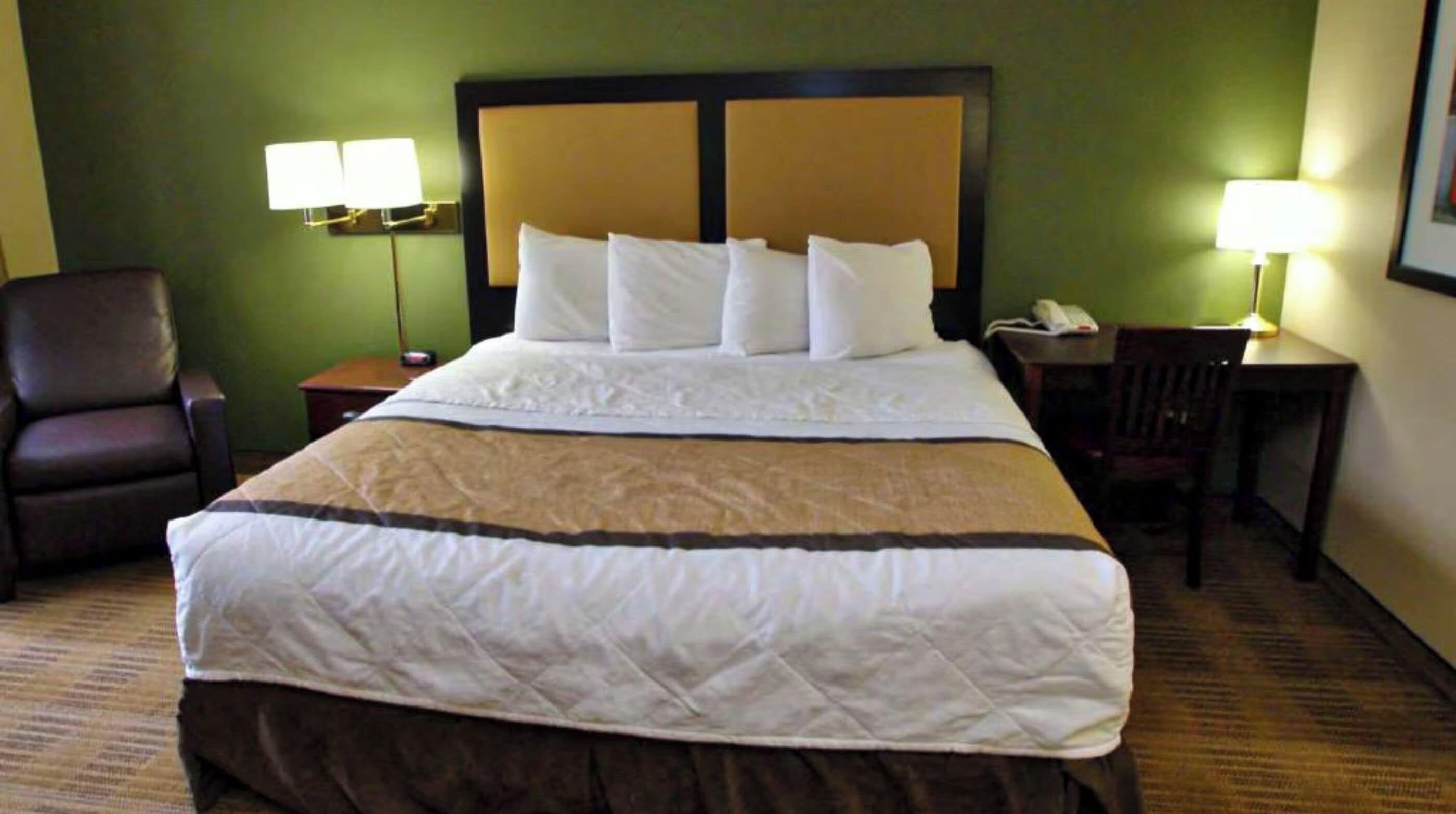 Desk, iron/ironing board, free WiFi, bed sheets