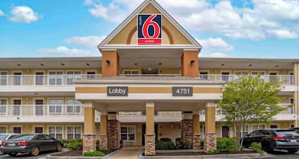 Studio 6 Extended Stay Huntsville, AL - US Space & Rocket Center