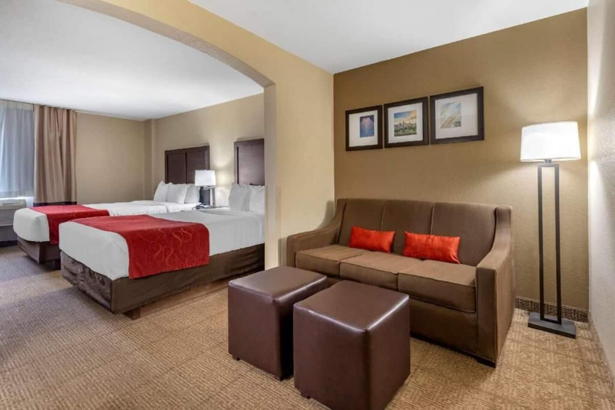1 bedroom, premium bedding, pillowtop beds, in-room safe