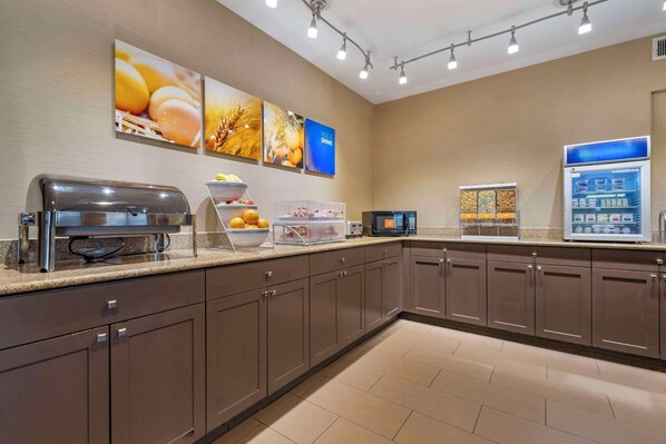 Bao gồm bữa sáng buffet hàng ngày 