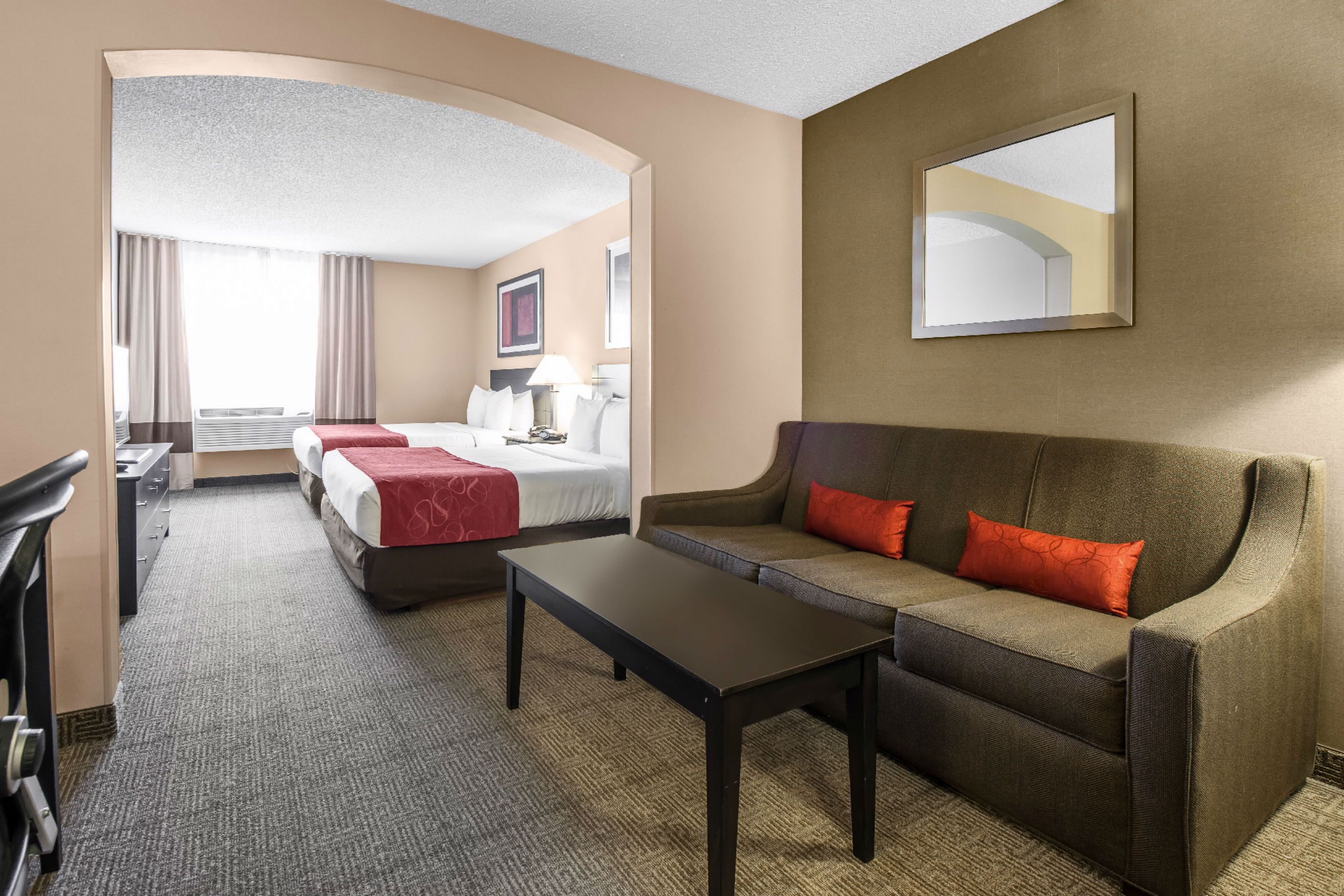 suite, non smoking | premium bedding, pillow-top beds, in-room safe, individually decorated