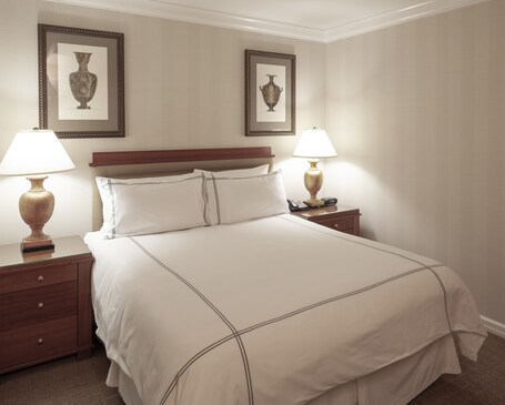 The Manhattan Club - Image 72