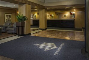 Interior entrance - The Manhattan Club (New York)